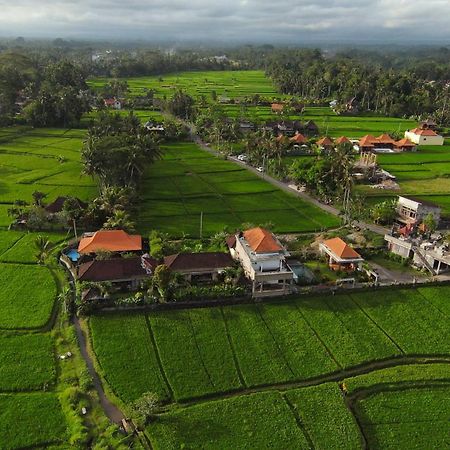 Villa Popolan And Guest House Ubud  Exterior photo
