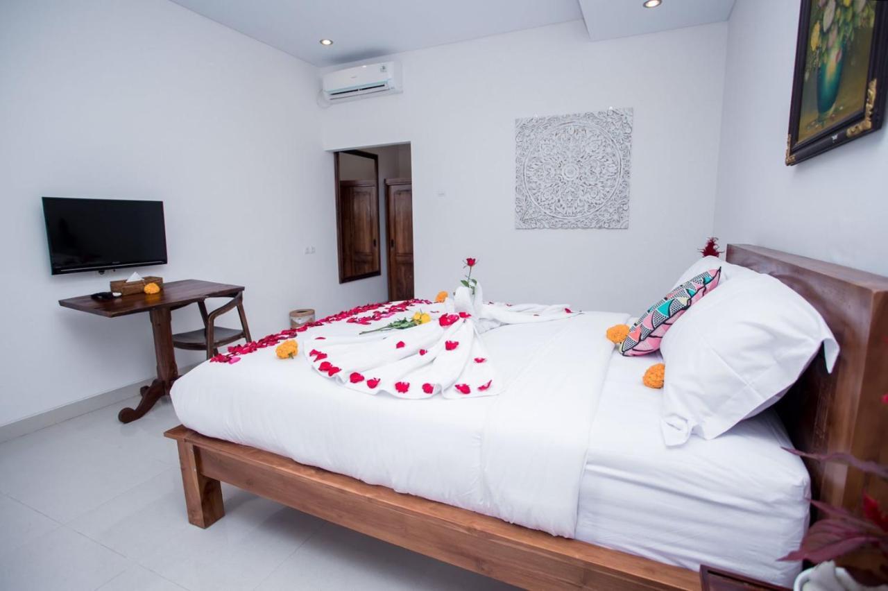 Villa Popolan And Guest House Ubud  Exterior photo