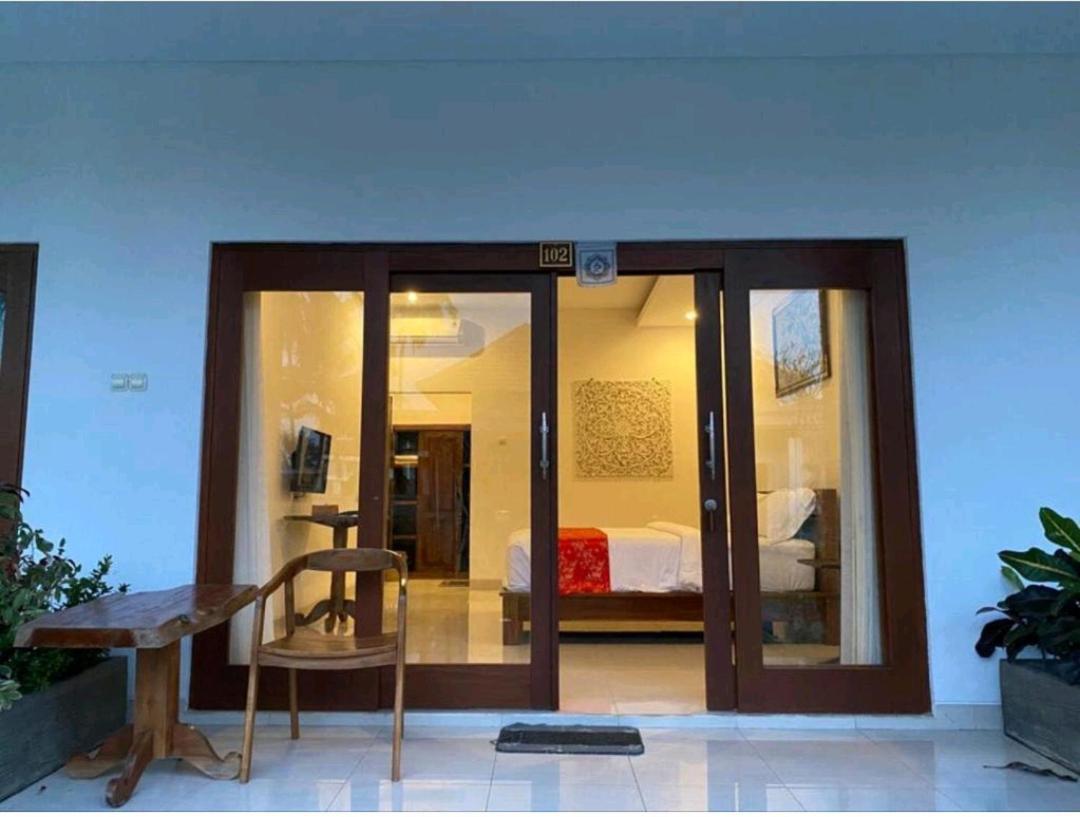 Villa Popolan And Guest House Ubud  Exterior photo