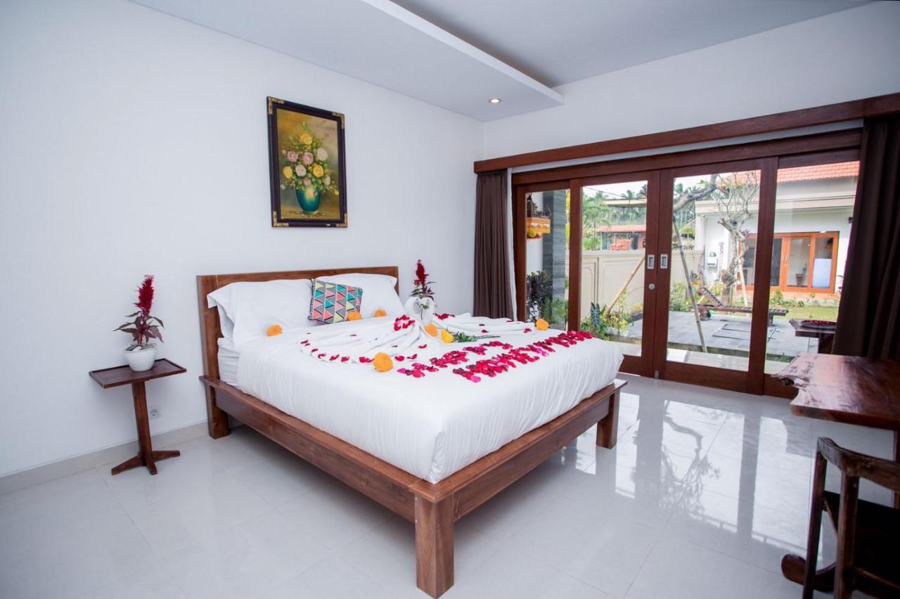 Villa Popolan And Guest House Ubud  Exterior photo