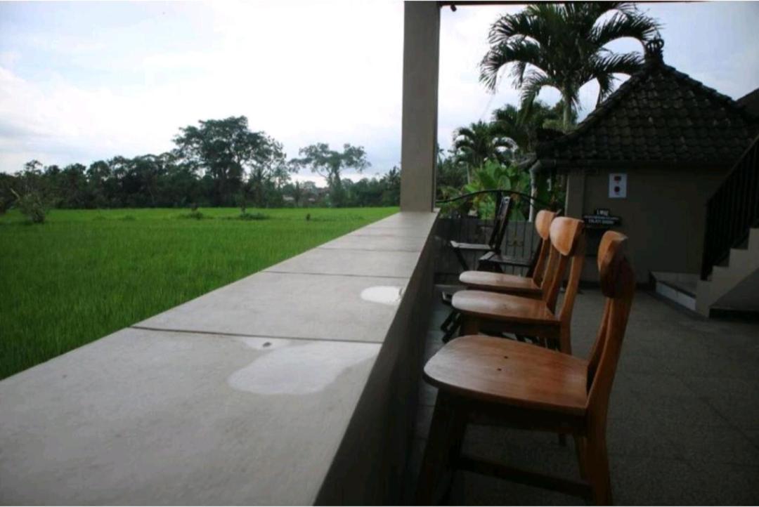 Villa Popolan And Guest House Ubud  Exterior photo